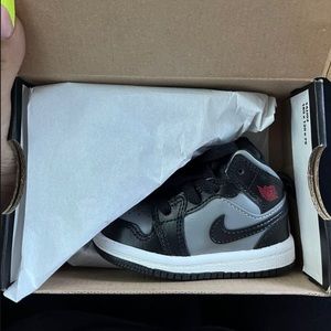 baby shoes Jordan 1 Mid
